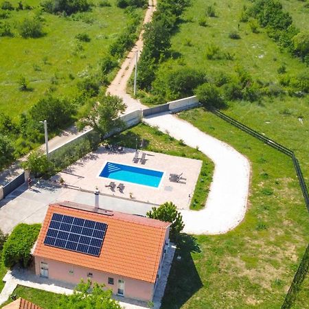 Iris Holiday Home Trbounje Exterior photo